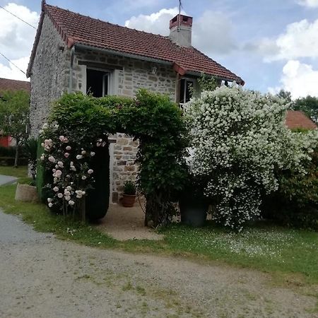 Gite Du Mont De Transet Thauron エクステリア 写真